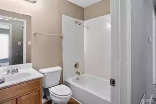 6349 Honey Bee Ct, Florissant, MO 63033 - Photo 24