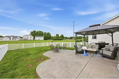 703 Wayland Drive, O'Fallon, MO 63366 - Photo 8