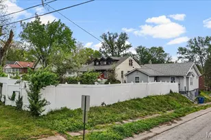 7102 Edison Ave, Velda City, MO 63121 - Photo 10