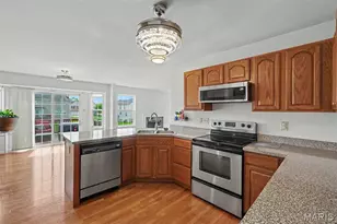 1347 Harting Dr, Florissant, MO 63031 - Photo 10