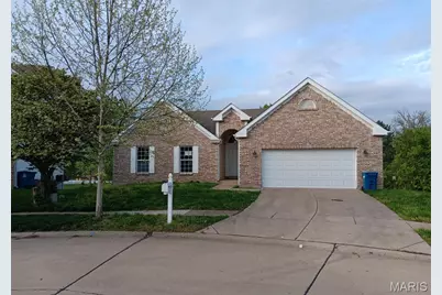 318 Coventry Trail Lane, Maryland Heights, MO 63043 - Photo 2
