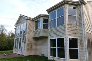 318 Coventry Trail Ln, Maryland Heights, MO 63043 - Photo 46