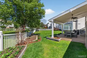 5754 Wickershire Ln, Oakville, MO 63129 - Photo 40