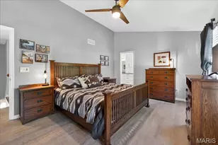 5754 Wickershire Ln, Oakville, MO 63129 - Photo 28