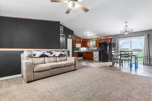 90 Willow Springs Dr, Moscow Mills, MO 63362 - Photo 2