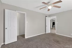 1921 Americana Way, Fenton, MO 63026 - Photo 24