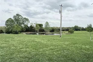 24306 Parade Dr, Lebanon, MO 65536 - Photo 22