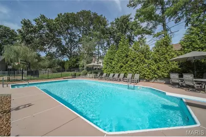 15991 Meadow Oak Drive, Chesterfield, MO 63017 - Photo 38