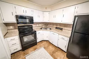 1330 N Sprigg St, Cape Girardeau, MO 63701 - Photo 16