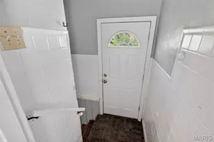 9233 Meadowbrook Ln, Overland, MO 63114 - Photo 28