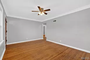 9233 Meadowbrook Ln, Overland, MO 63114 - Photo 14