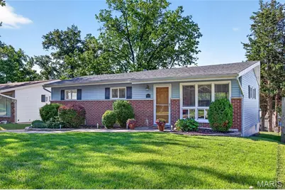 512 Acorn Drive, Saint Louis, MO 63126 - Photo 2