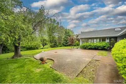 336 Hackmann Lane, Creve Coeur, MO 63141 - Photo 52