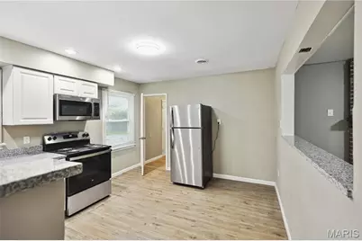 12019 Krenning Lane, Saint Louis, MO 63138 - Photo 6