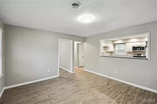 12019 Krenning Ln, Saint Louis, MO 63138 - Photo 4