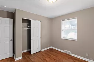 6929 Roland Blvd, Saint Louis, MO 63121 - Photo 18