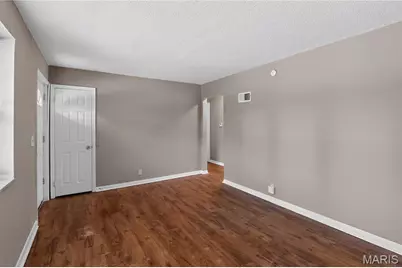 6929 Roland Boulevard, Saint Louis, MO 63121 - Photo 10