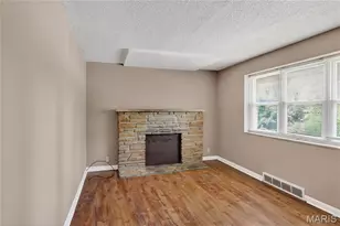 6929 Roland Blvd, Saint Louis, MO 63121 - Photo 8