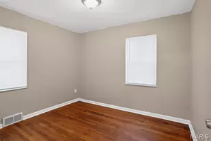 4334 Nelson Dr, Saint Louis, MO 63121 - Photo 10