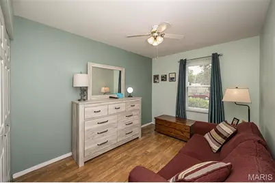 12167 Parkwood Place, Maryland Heights, MO 63043 - Photo 22