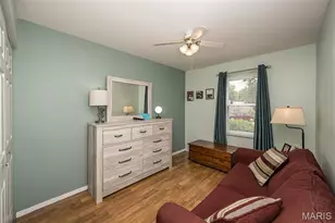 12167 Parkwood Pl, Maryland Heights, MO 63043 - Photo 22