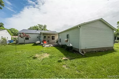 12167 Parkwood Place, Maryland Heights, MO 63043 - Photo 26
