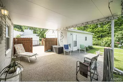 12167 Parkwood Place, Maryland Heights, MO 63043 - Photo 24
