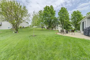 621 Green Tree Meadows Dr, Lake Saint Louis, MO 63367 - Photo 32
