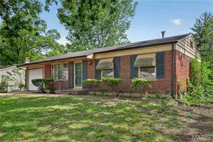 1742 Bradshaw Dr, Saint Louis, MO 63136 - Photo 2