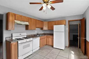 1742 Bradshaw Dr, Saint Louis, MO 63136 - Photo 10
