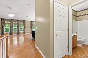 5604 Hillcamp Ct, Saint Louis, MO 63128 - Photo 14