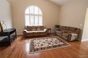 1760 Waterfall Dr, Saint Charles, MO 63303 - Photo 8
