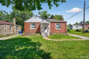 8211 Montreal Dr, Saint Louis, MO 63132 - Photo 2
