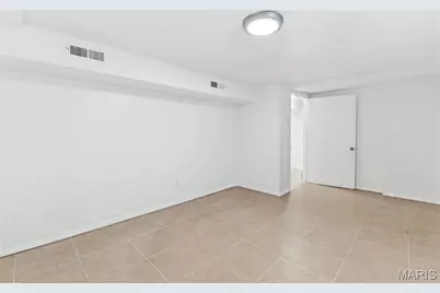 880 Fifth Plaza, Florissant, MO 63031 - Photo 28