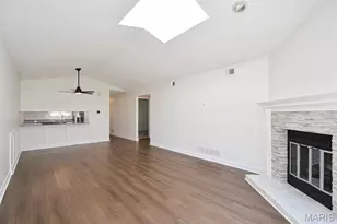 5539 Duchesne Parque Dr, Saint Louis, MO 63128 - Photo 12