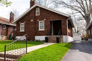 2460 Hartland Ave, Sycamore Hills, MO 63114 - Photo 2