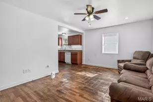 615 Perry St, De Soto, MO 63020 - Photo 4