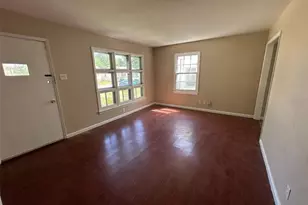 305 Mueller Ave, Saint Louis, MO 63135 - Photo 4