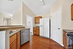 1433 Sunview Dr, O'Fallon, MO 63366 - Photo 10