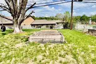 9824 Tullamoor Dr, Unincorporated, MO 63136 - Photo 14