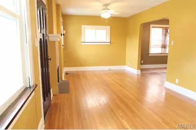 6406 Woodbine Court, Saint Louis, MO 63109 - Photo 2