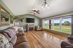 23856 Dove Rd, Lebanon, MO 65536 - Photo 22