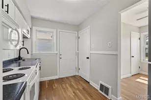 10655 St Stephen Ln, Saint Ann, MO 63074 - Photo 10