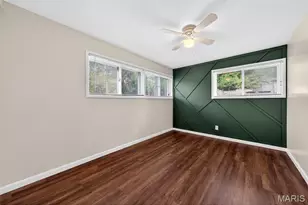 8205 Midwood Ave, Berkeley, MO 63134 - Photo 12