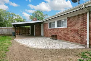 8205 Midwood Ave, Berkeley, MO 63134 - Photo 4