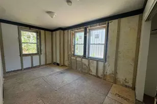 357 Adrian Dr, Saint Louis, MO 63137 - Photo 6