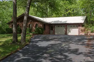16 Monte Rosa Dr, De Soto, MO 63020 - Photo 2