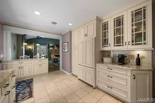 29 Thorndell Dr, Saint Louis, MO 63117 - Photo 18