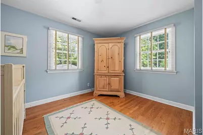 29 Thorndell Drive, Saint Louis, MO 63117 - Photo 36