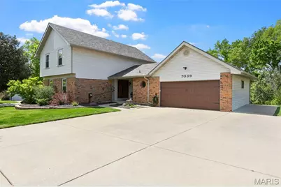 7039 Broken Oak Drive, Saint Louis, MO 63129 - Photo 2